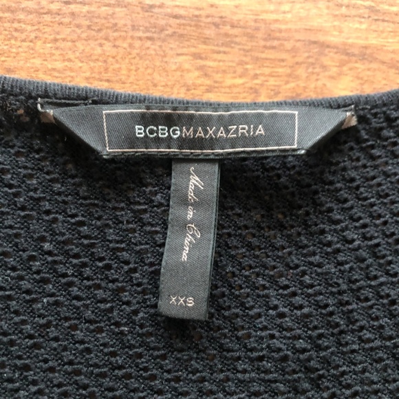 Adorable Cute Black BCBG Max Azria Peplum top - Picture 2 of 3